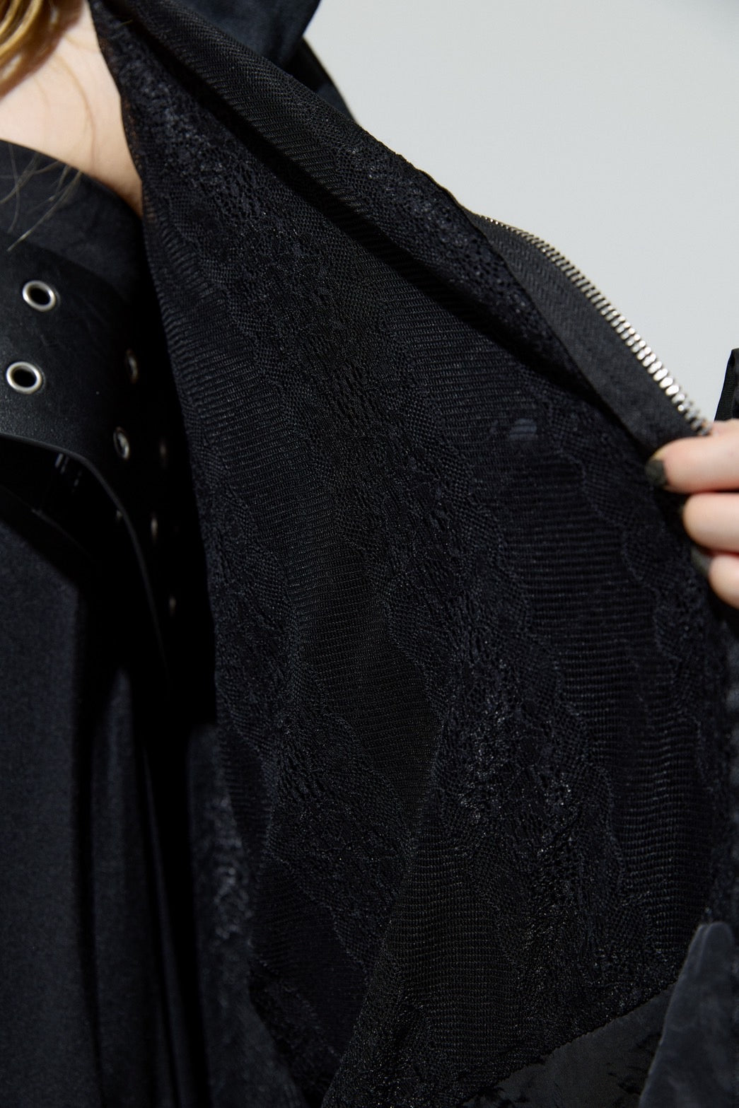 Meteor Crush Hoodie(Black)