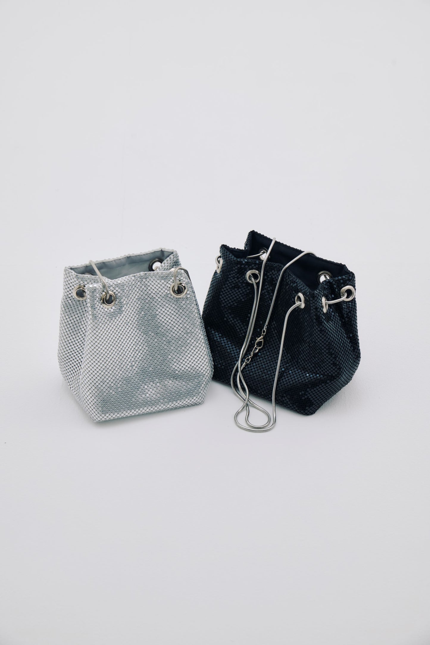 【Last1】Metal Drawstring Bag(Silver)
