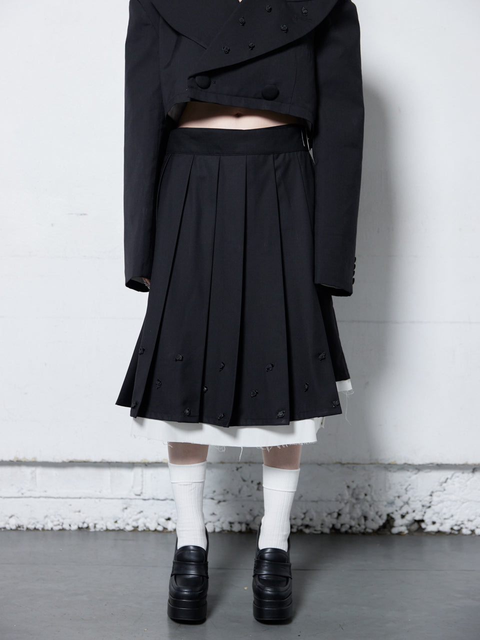 Rose Pleats Skirt Pants(Black)