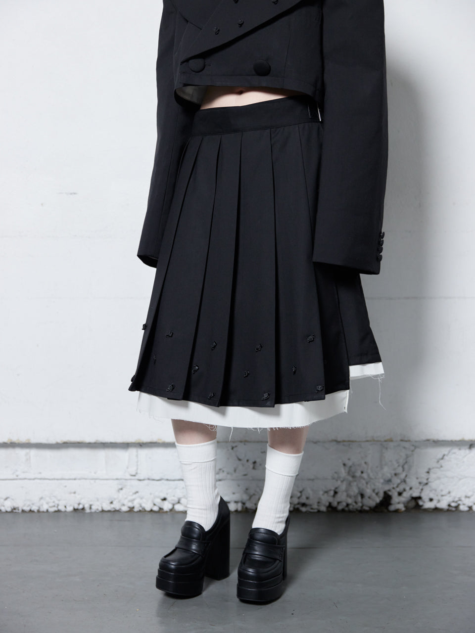 Rose Pleats Skirt Pants(Black)