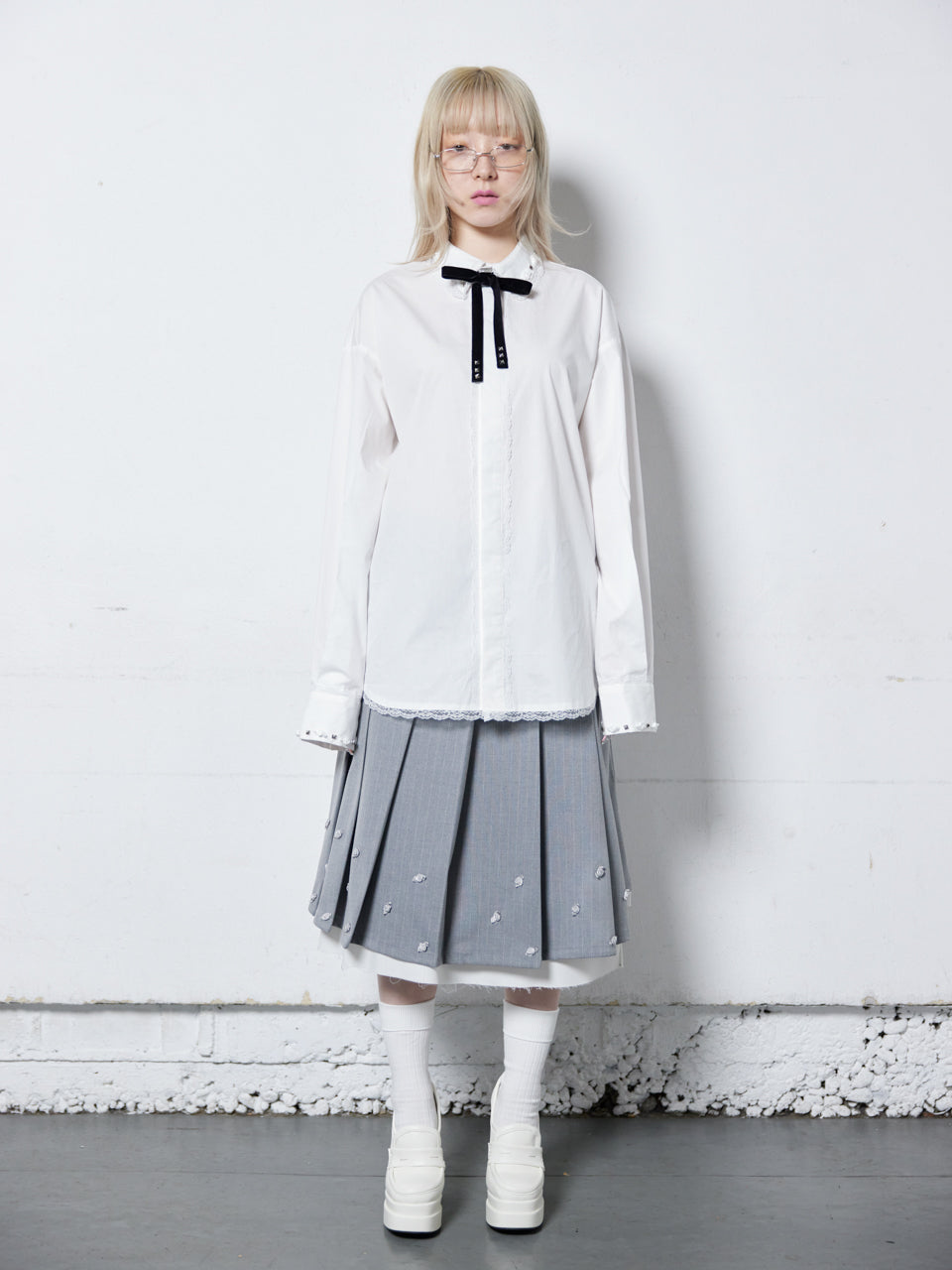 Rose Studs Shirts(White)【4月中旬発送】