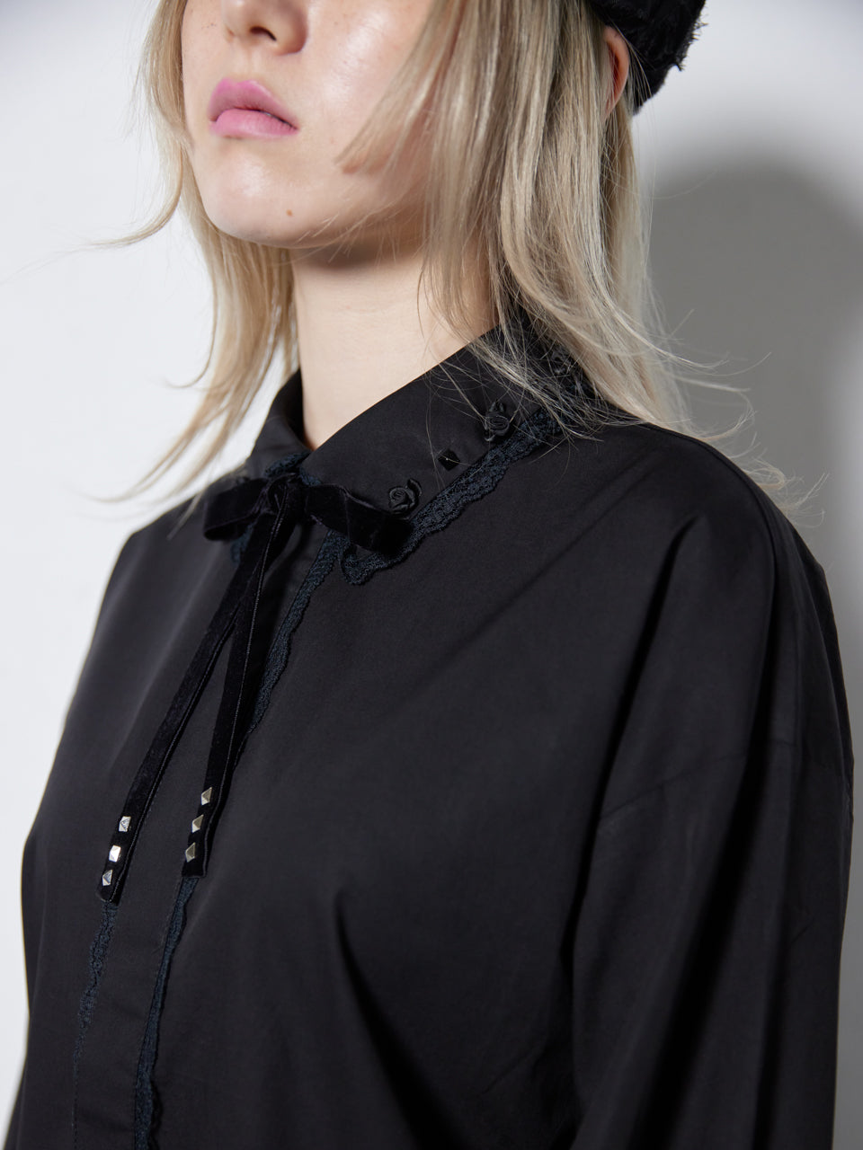 Rose Studs Shirts(Black)