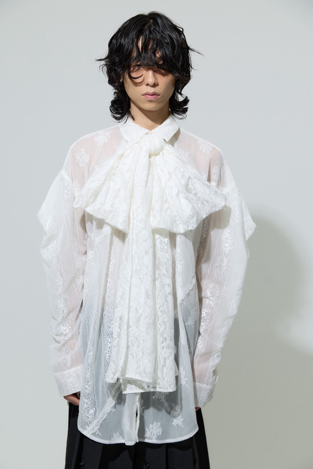 Too Big Ribbon Lace Shirt(White)