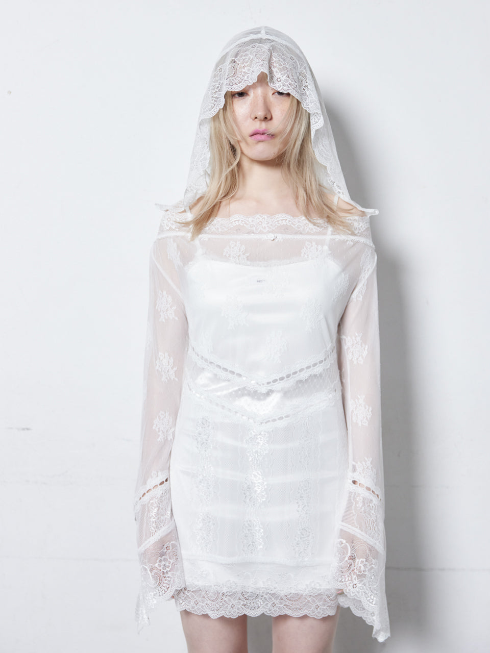 【Back in stock】Veil Off-shoulder Dress(White)