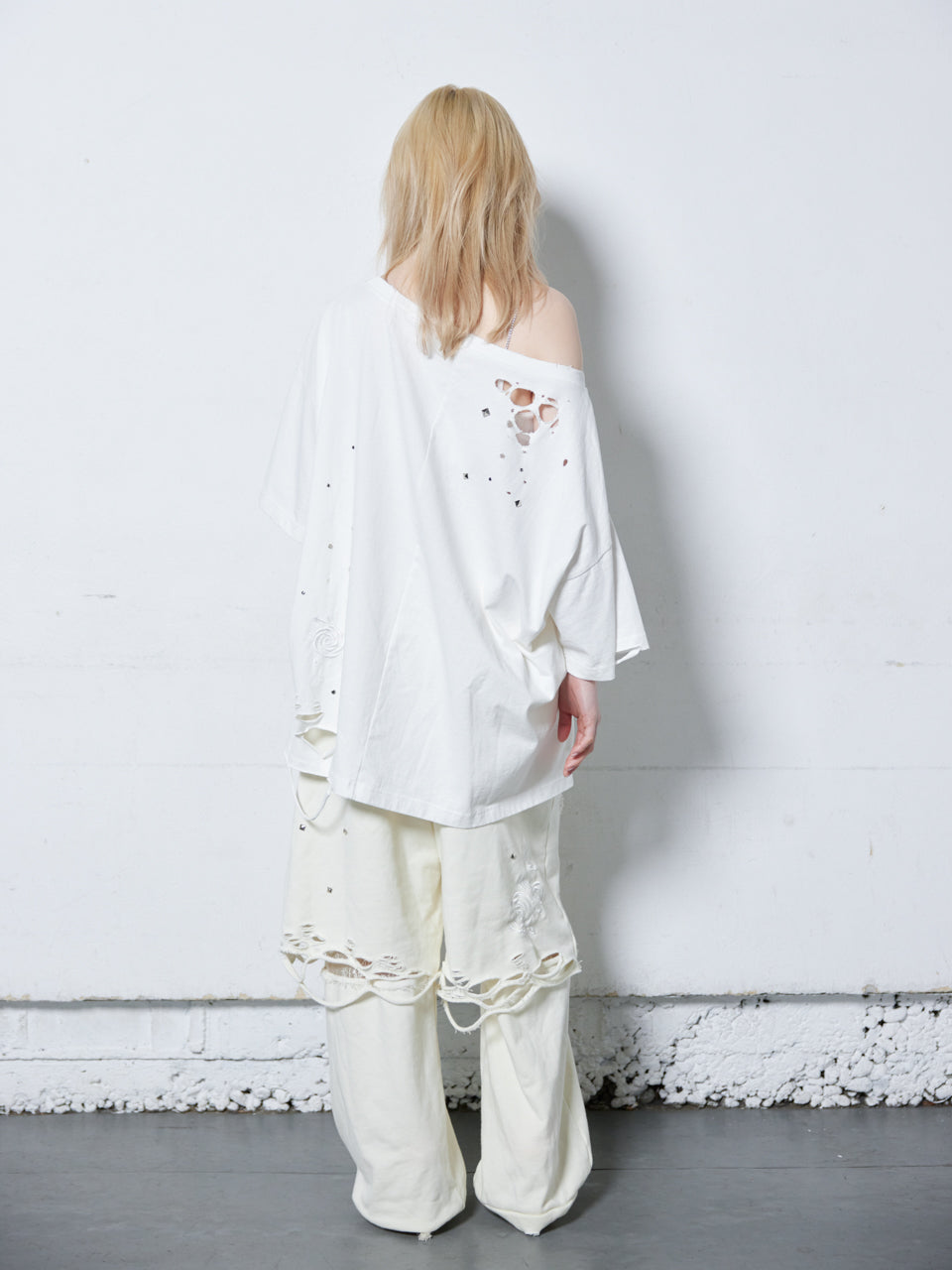 Rose Studs T-shirts(White)