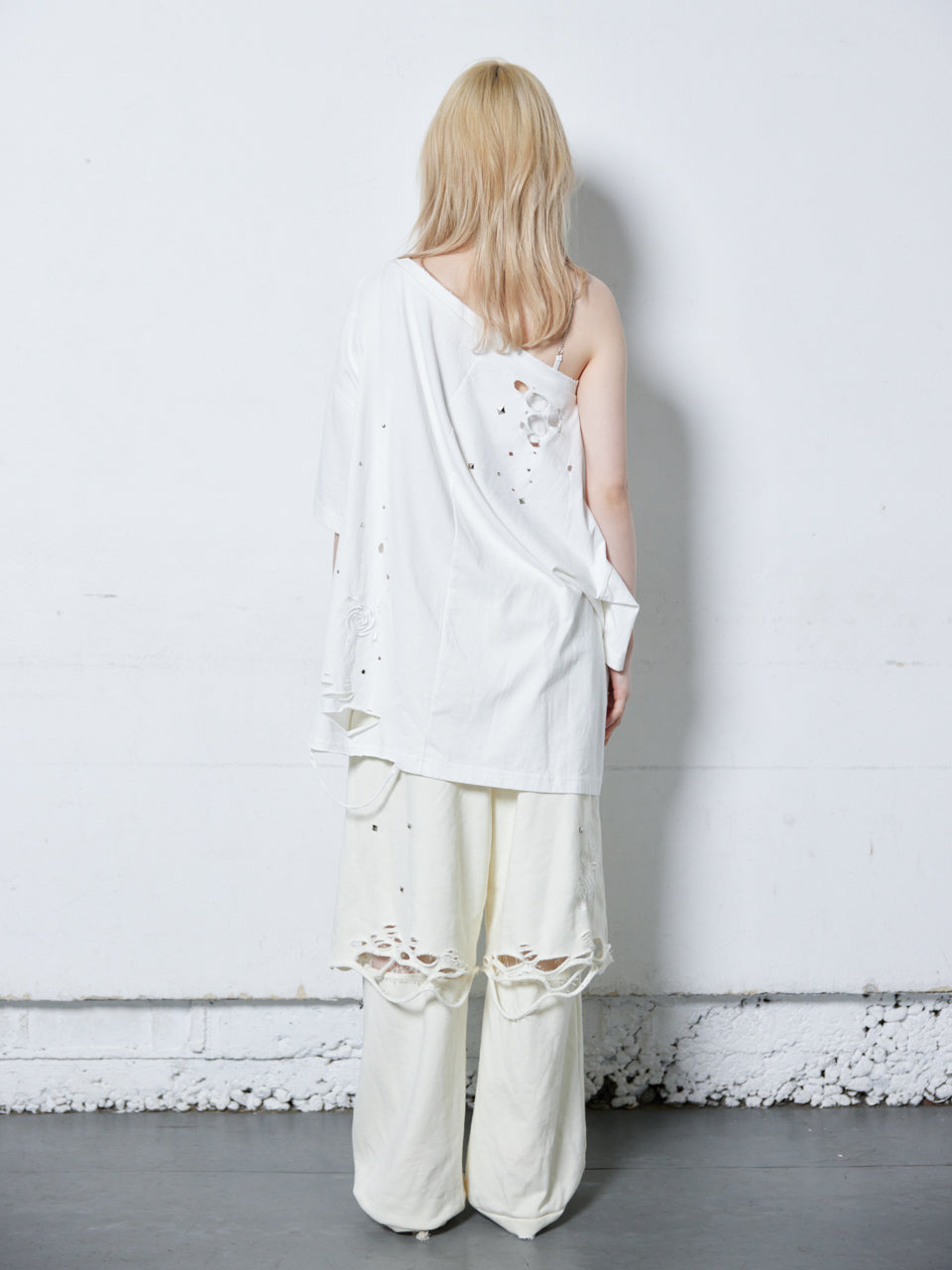 Rose Studs T-shirts(White)