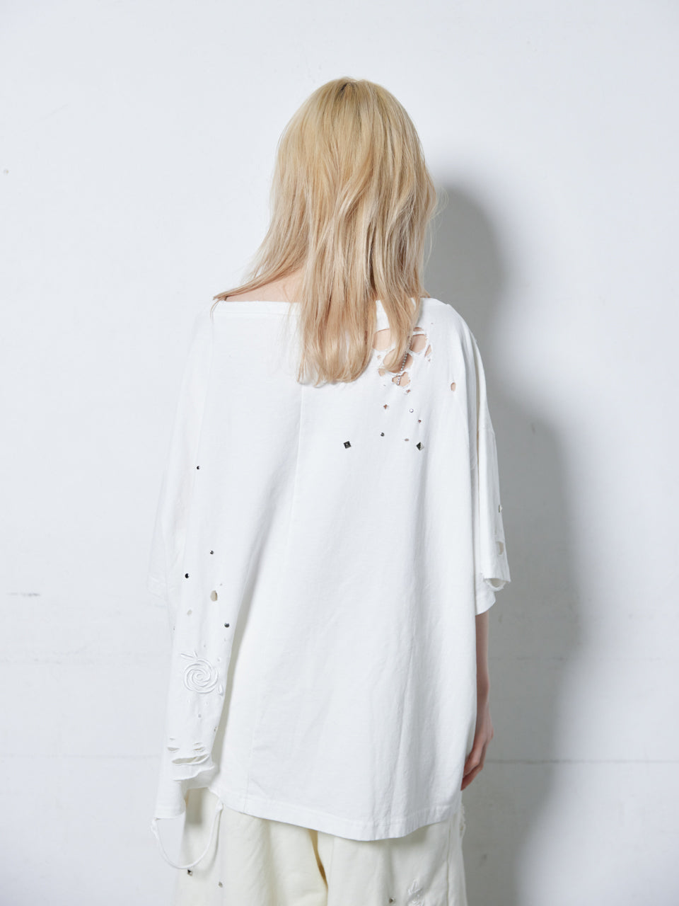 Rose Studs T-shirts(White)