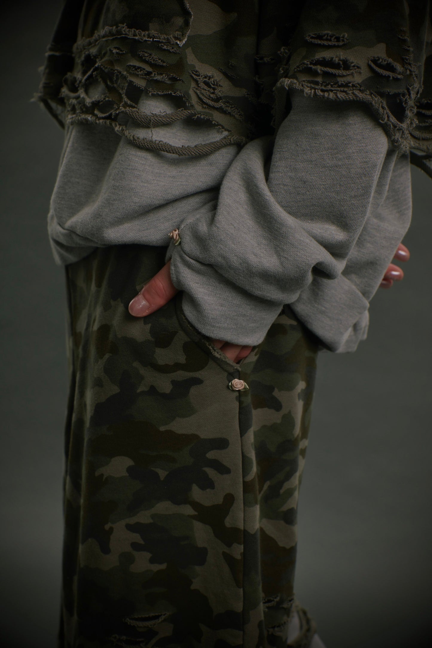 【Last1】Layered Crush Hoodie(Camo×Gray)