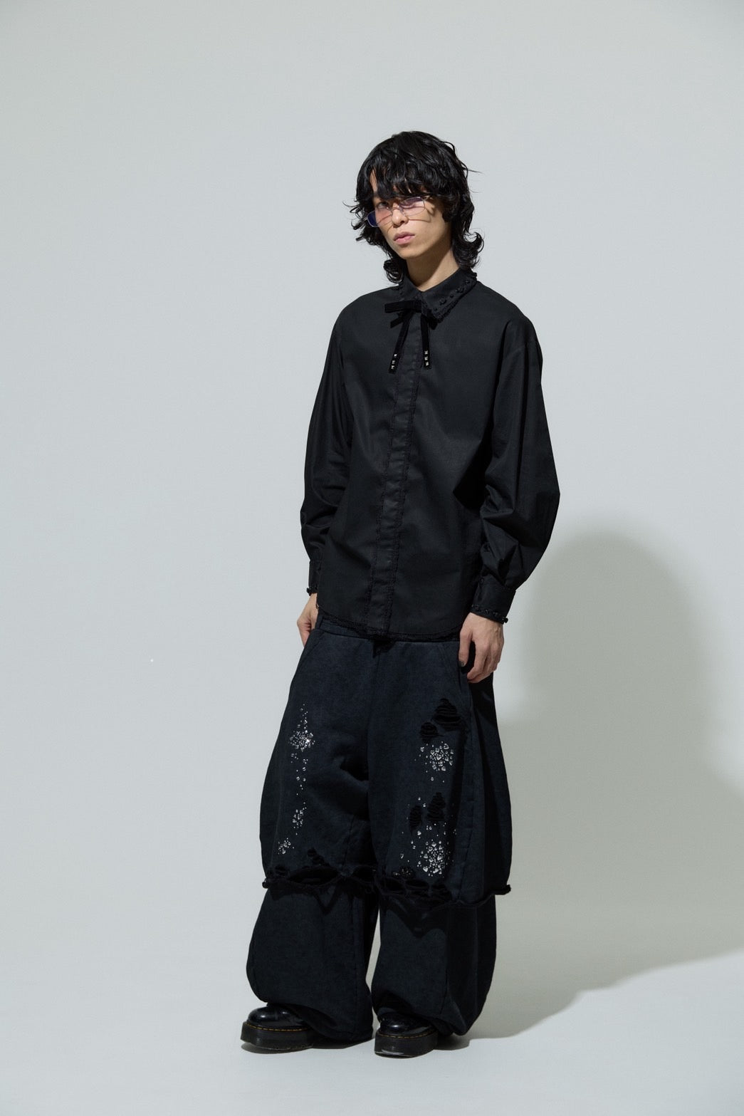 Rose Studs Shirts(Black)