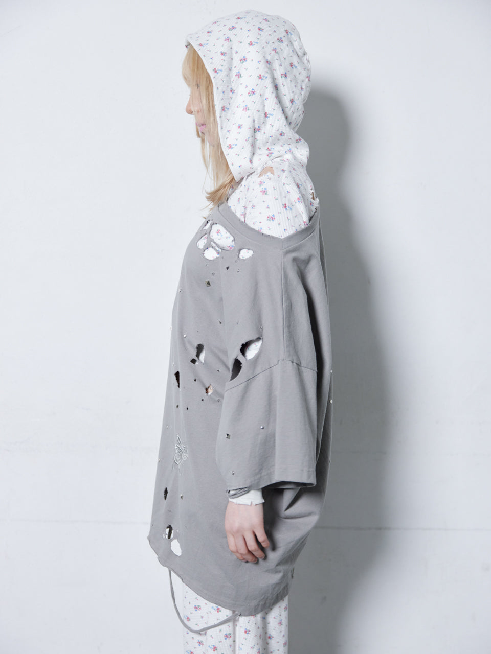 Rose Studs T-shirts(Gray)