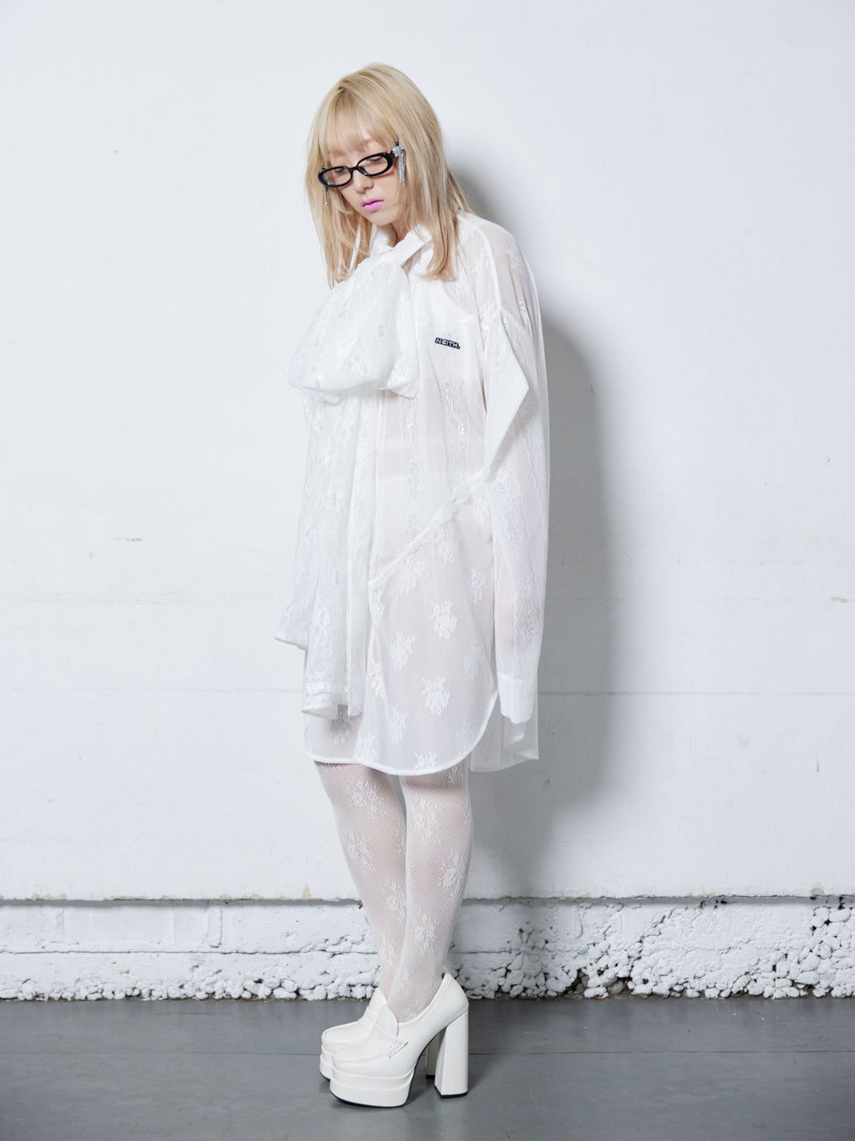 Too Big Ribbon Lace Shirt(White)