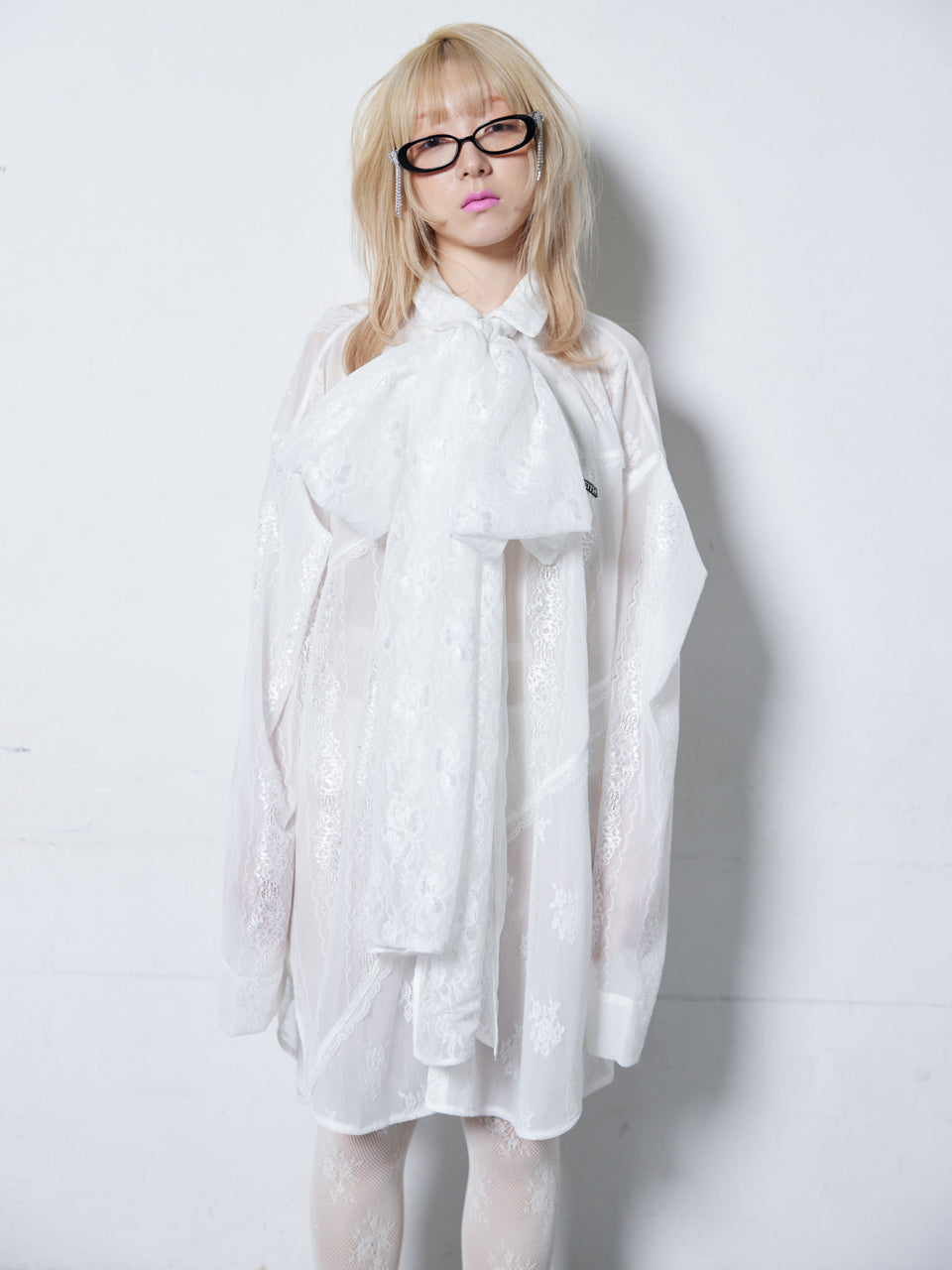 Too Big Ribbon Lace Shirt(White)