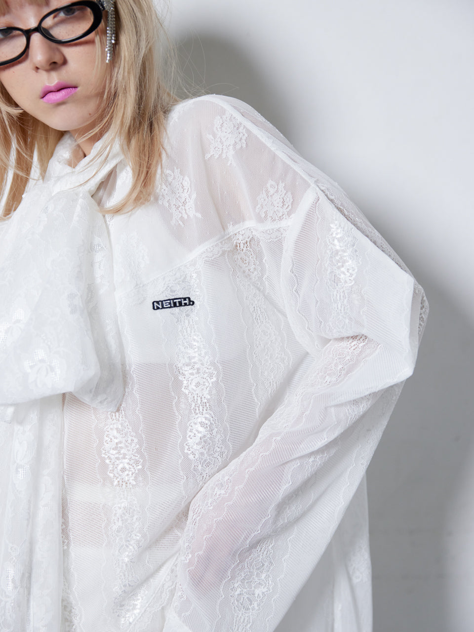 Too Big Ribbon Lace Shirt(White)
