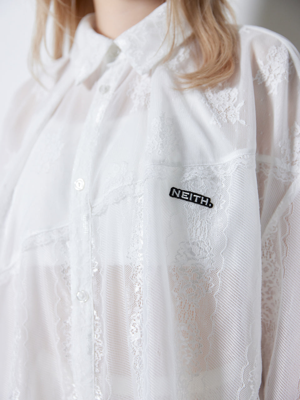 Too Big Ribbon Lace Shirt(White)