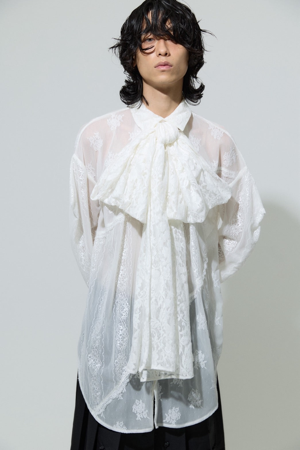Too Big Ribbon Lace Shirt(White)