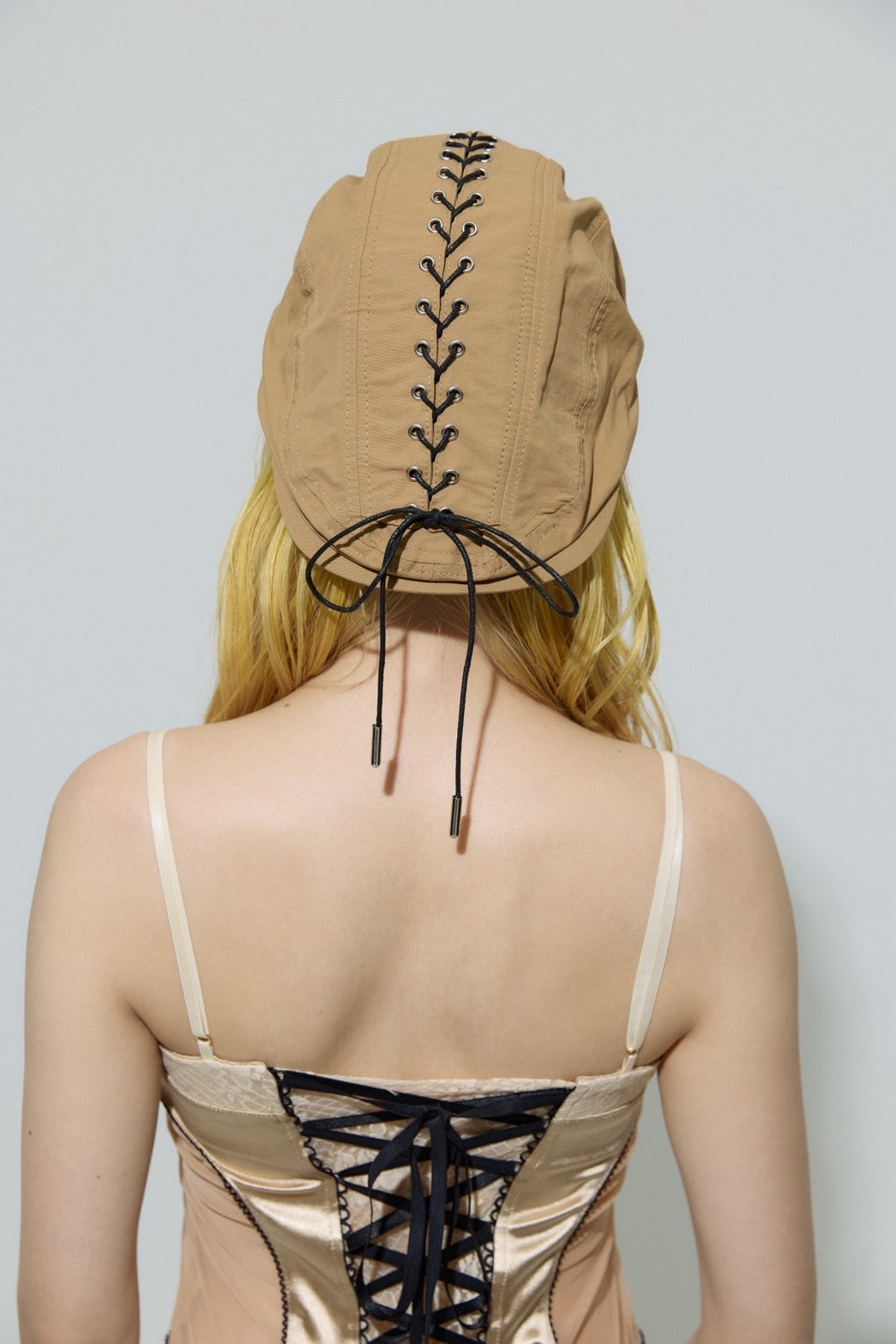 Lace-up Flat Cap(Beige)
