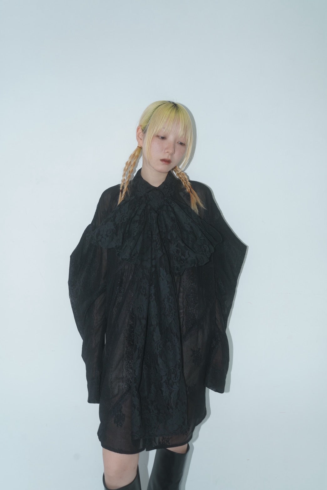 Too Big Ribbon Lace Shirt(Black)