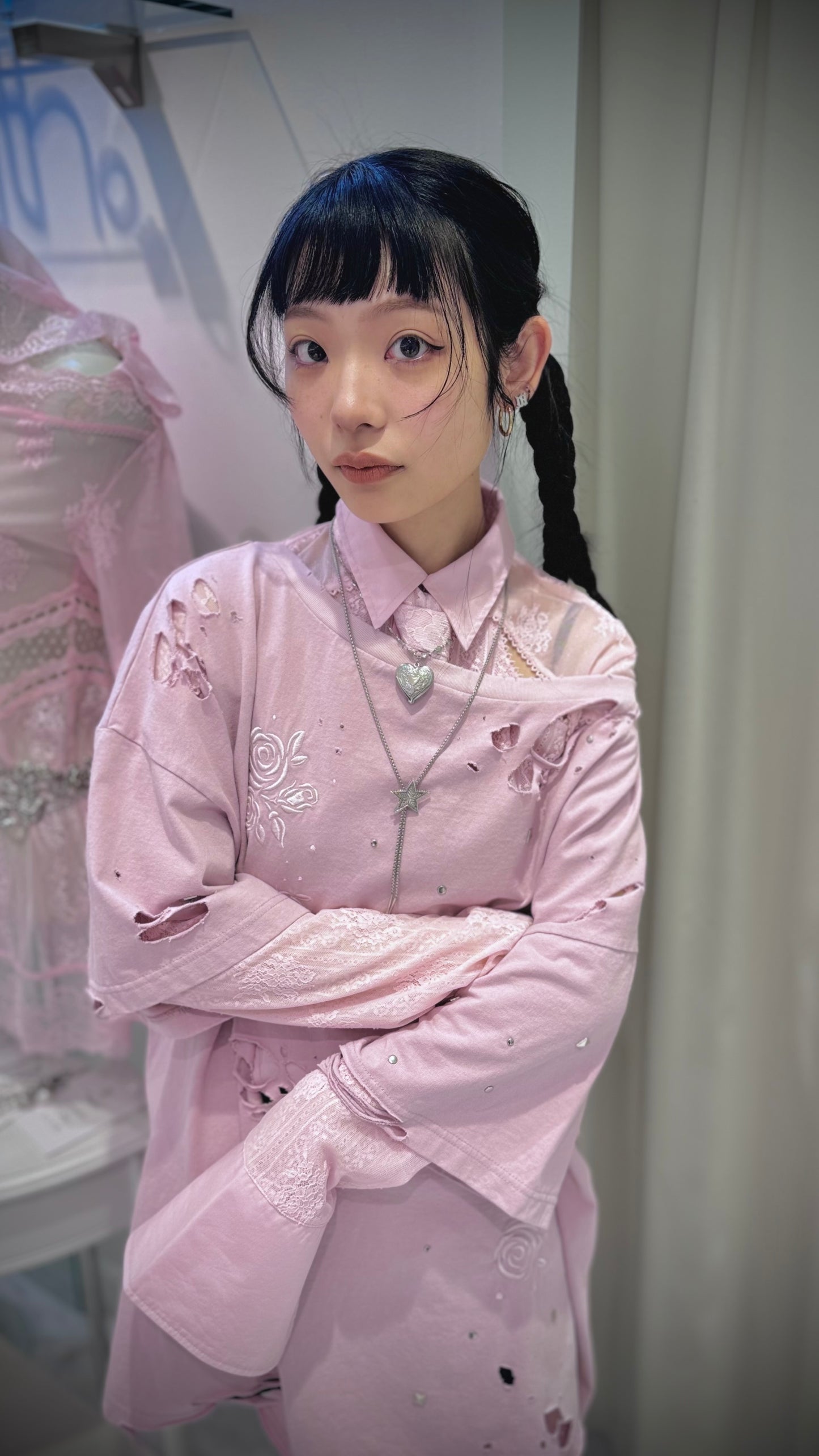 Rose Studs T-shirts(Pink)