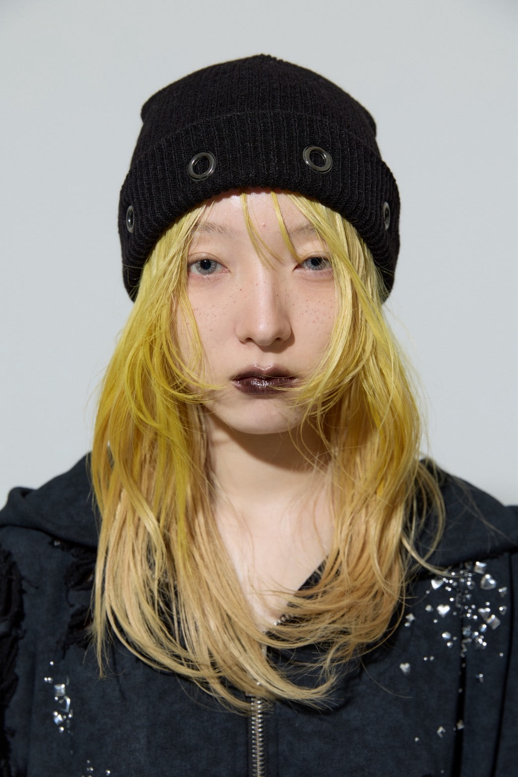 Eyelet Beanie(Black)