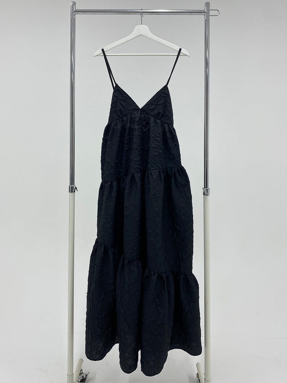 Flower Jacquart Camisole Dress(Black)