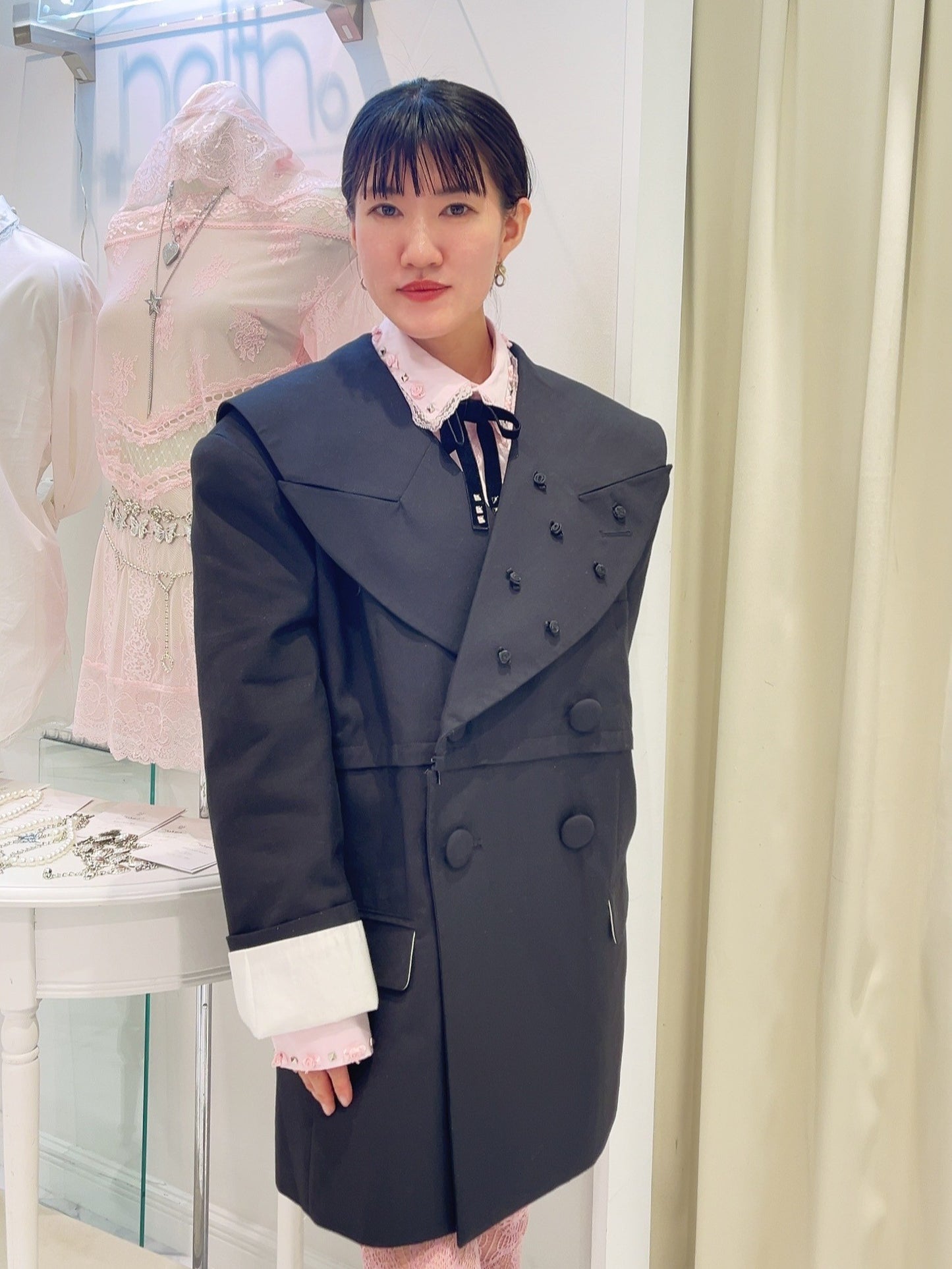 Too Big Rose Jacket(Black)