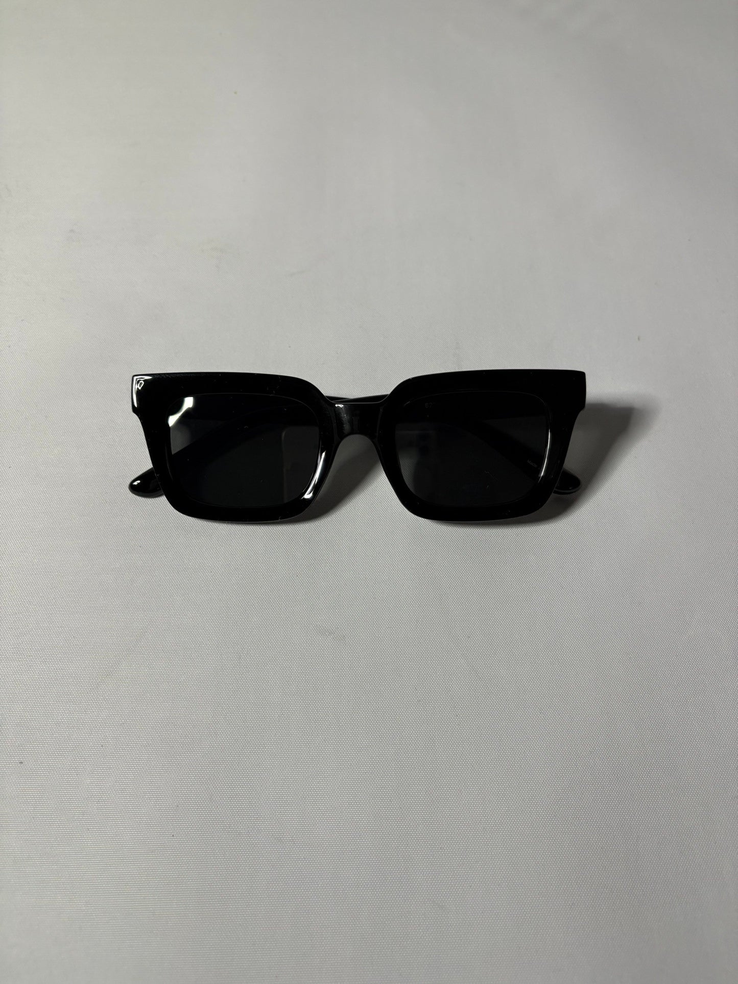 Armed Cell Shades(Black)【4月下旬発送】