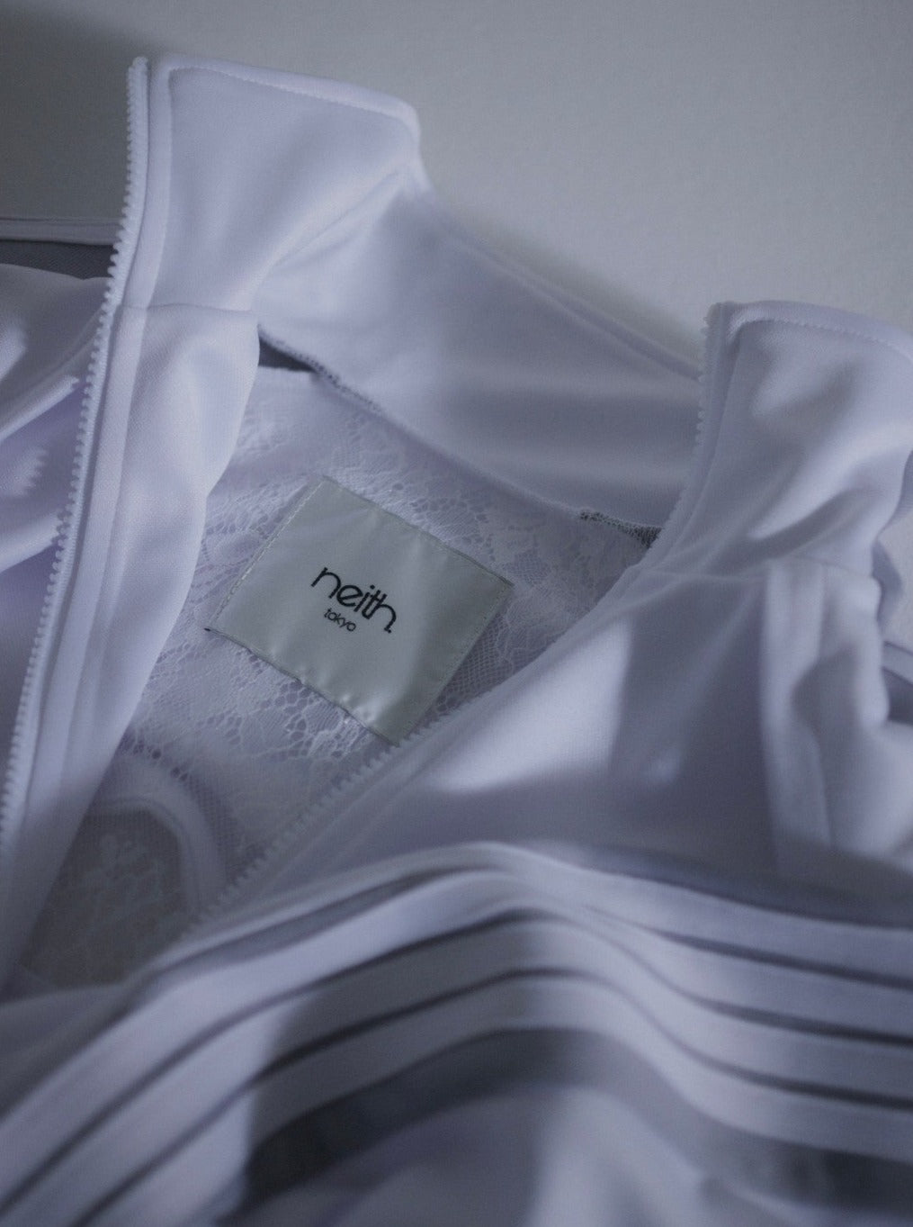 Angled Shape Track Jacket(White)