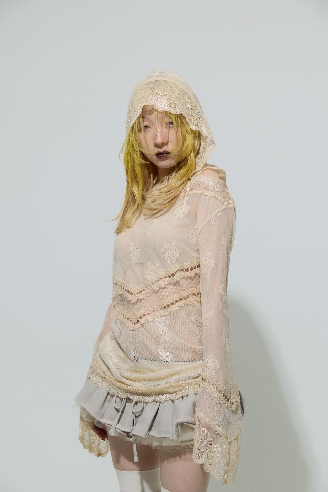 Veil off-shoulder Dress(Beige)