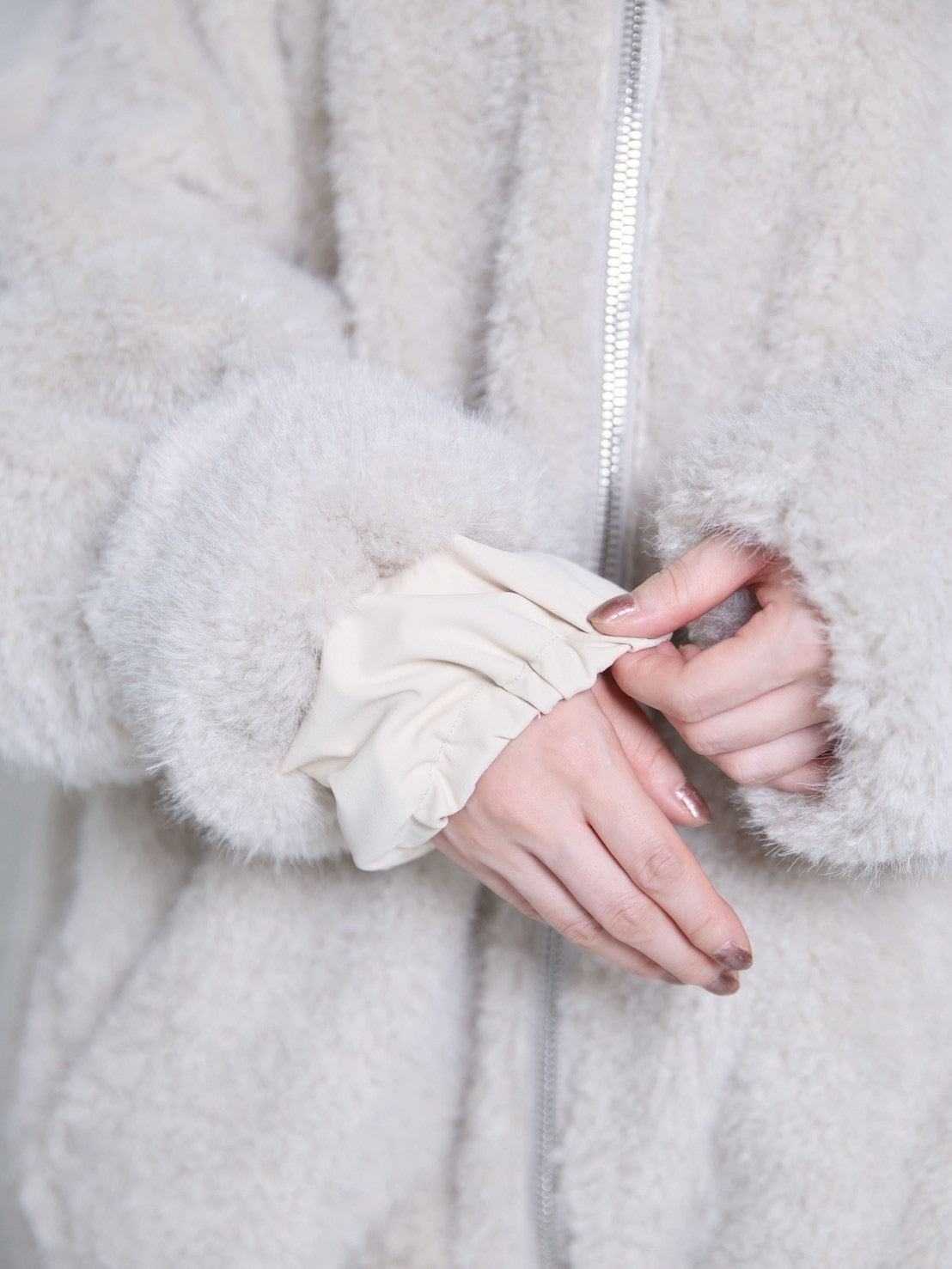 【9月下旬】Neco Blouson (Ivory)
