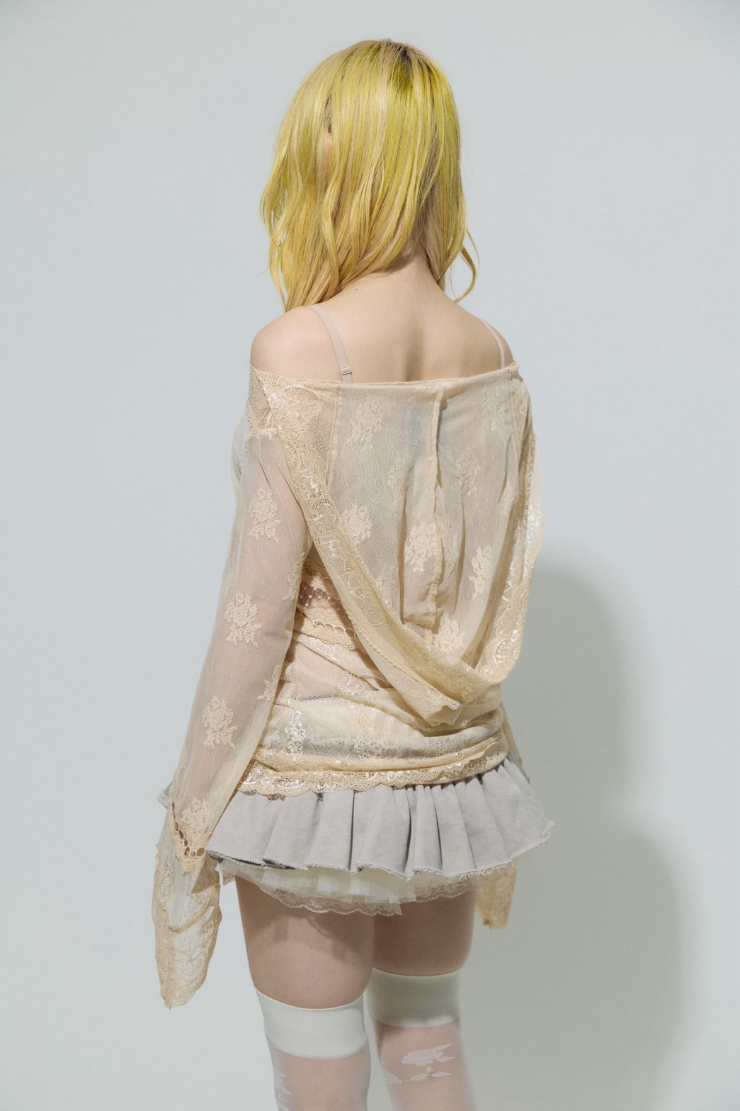 Veil off-shoulder Dress(Beige)