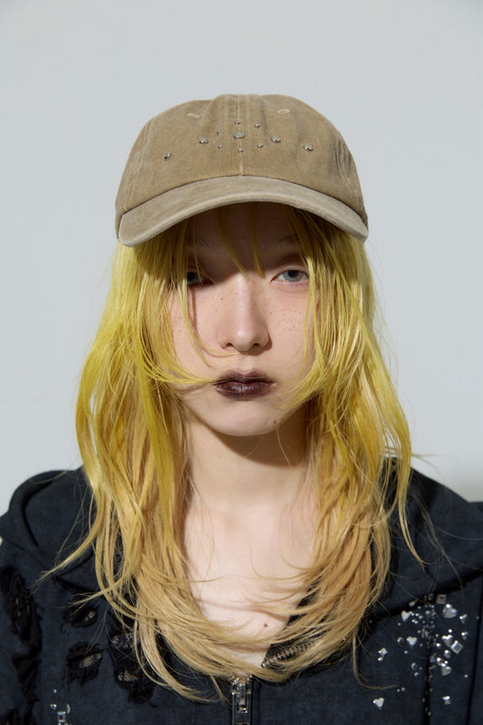 Metal Studs Cap（Beige）