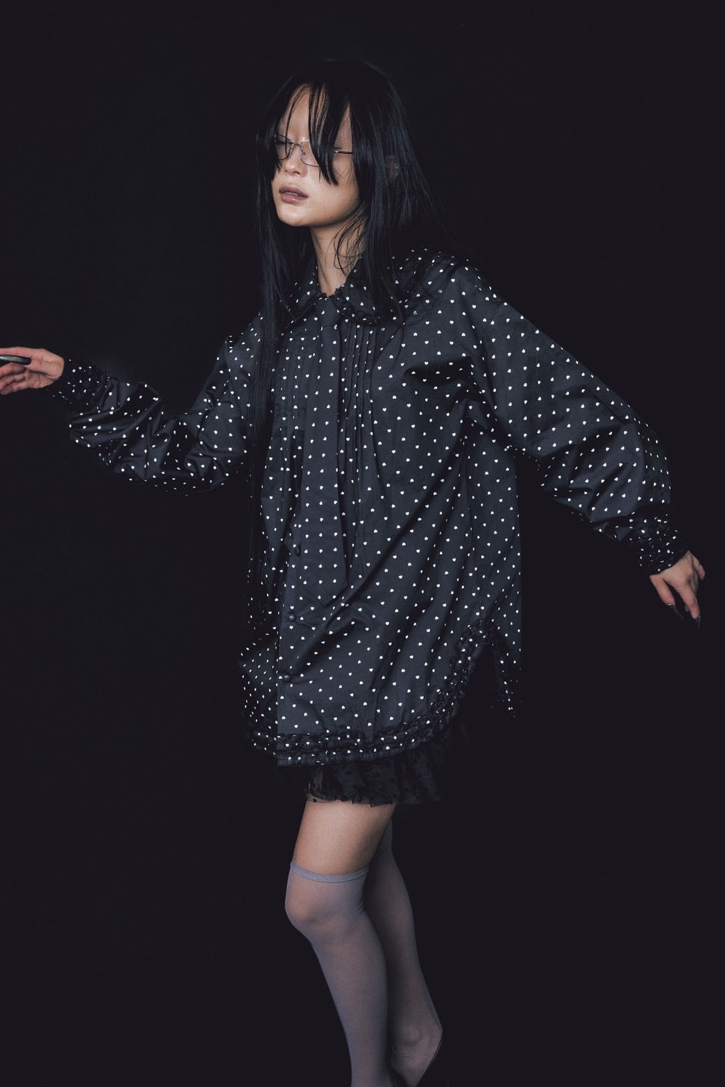 Love Dot Frill Shirt(Black)