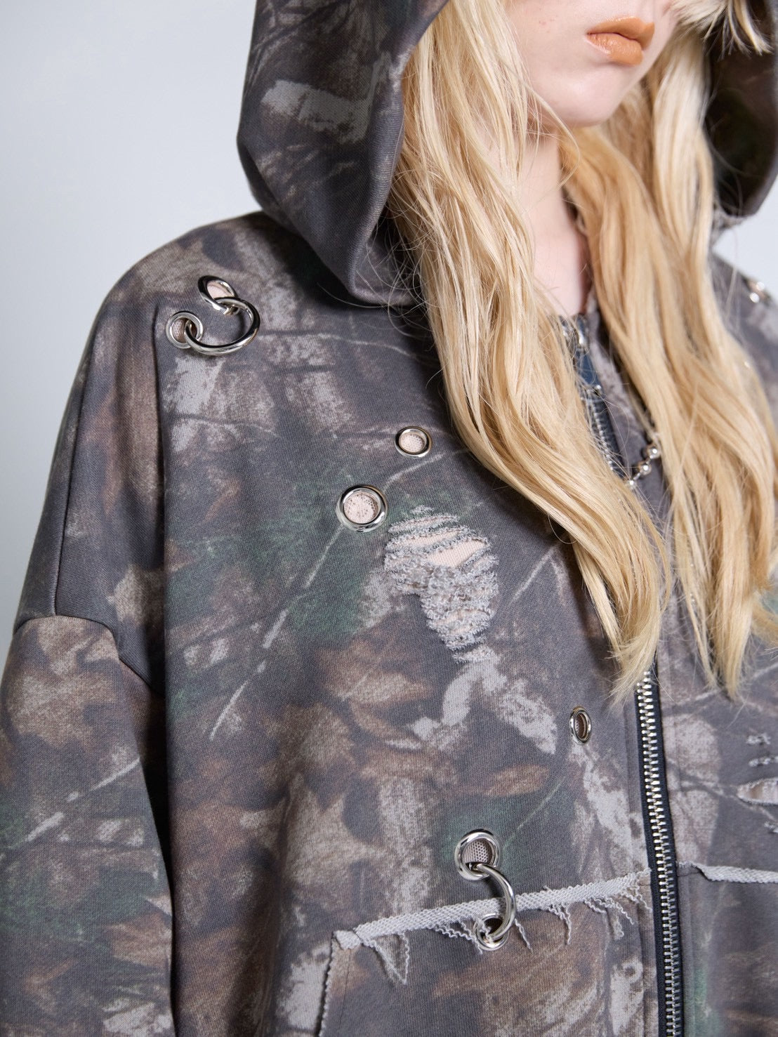 【9月下旬】Carabiner Hoodie(Tree) ＜店頭予約＞
