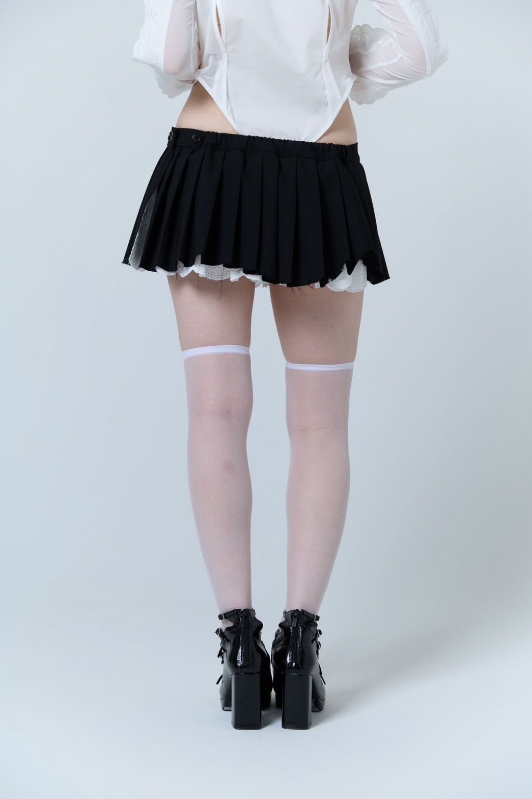 【5月中旬】Destroyed Micro Mini Skirt (Black)