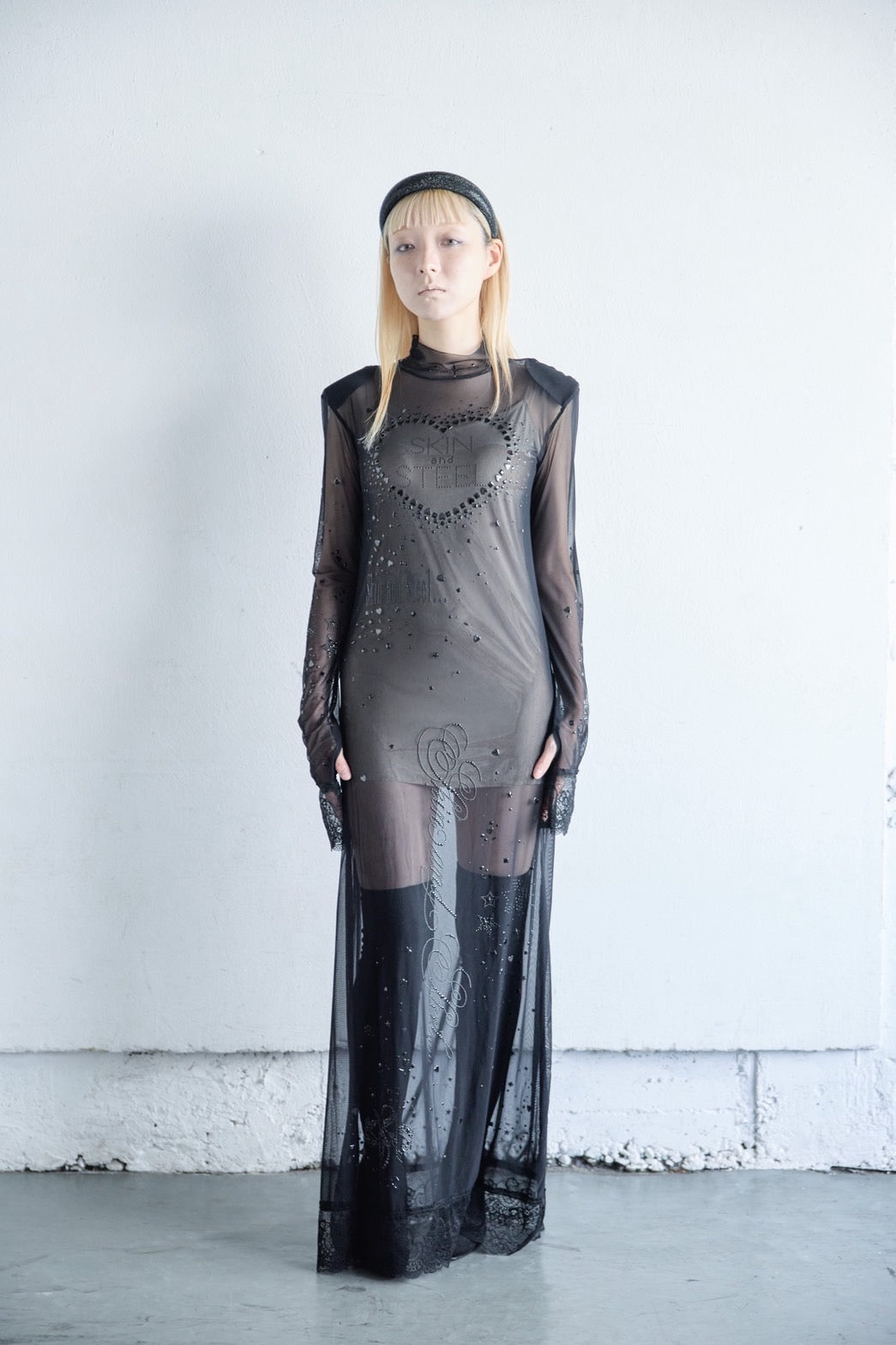 Metallic Sparkle Skin Dress(Black)