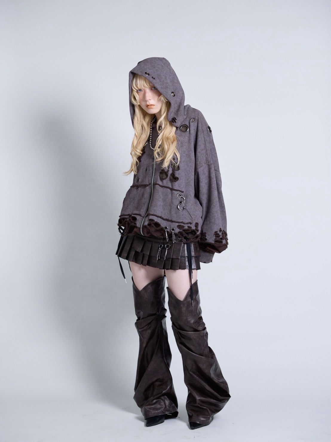 【9月下旬】Carabiner Hoodie(Brown)