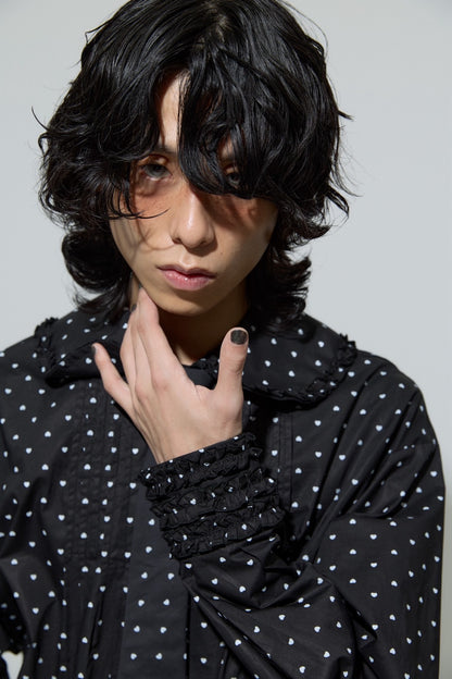 Love Dot Frill Shirt (Black)