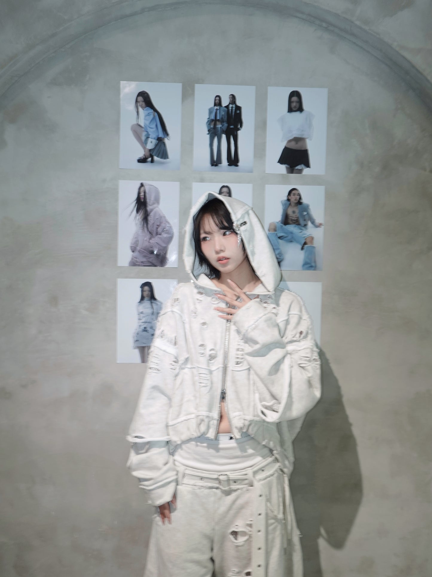 Destroyed Crush Hoodie (Powder Gray)