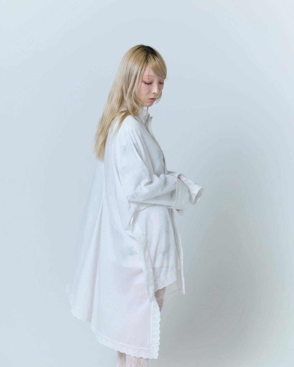 Handkerchief Shirt Dress (White)
