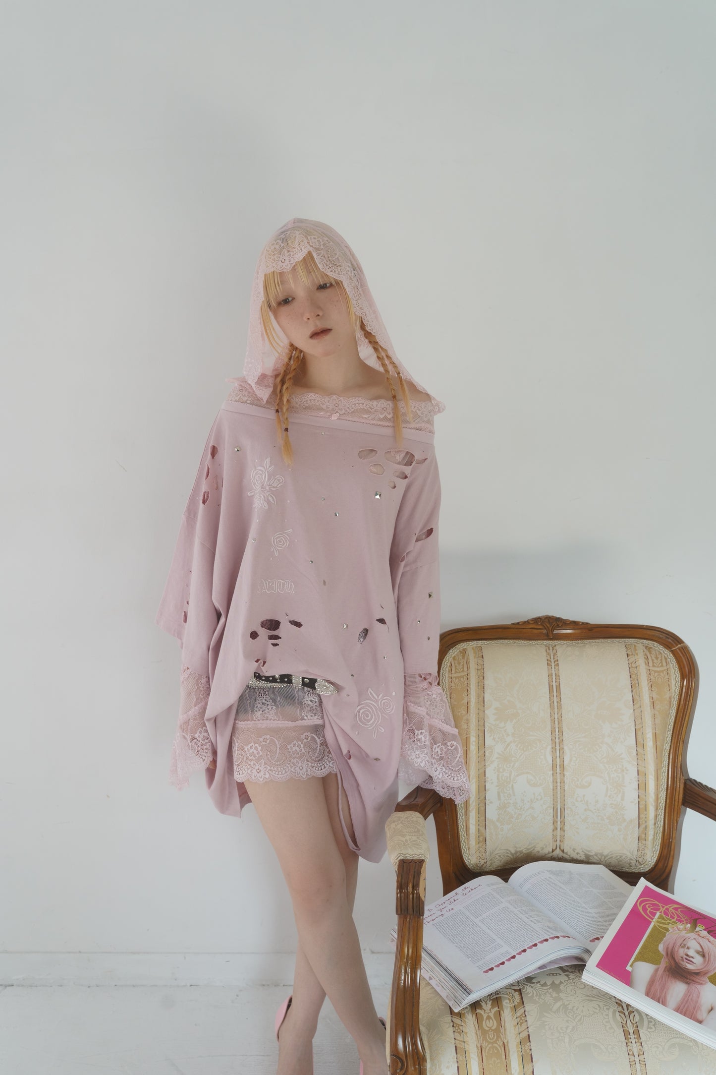 Rose Studs T-shirts(Pink)