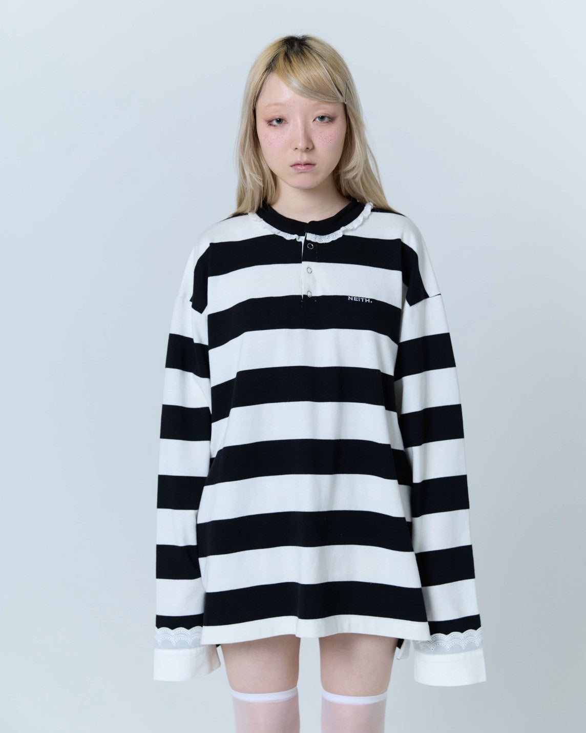 【Last2】Henley Neck Lace Top (White×Black)