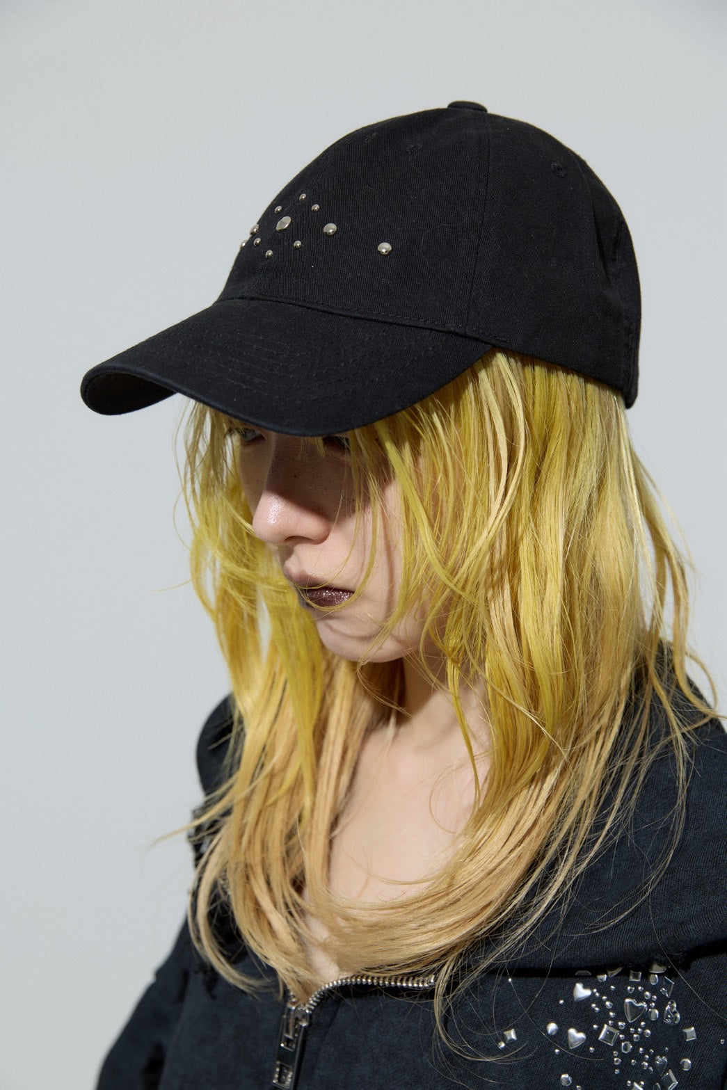 Metal Studs Cap（Black)