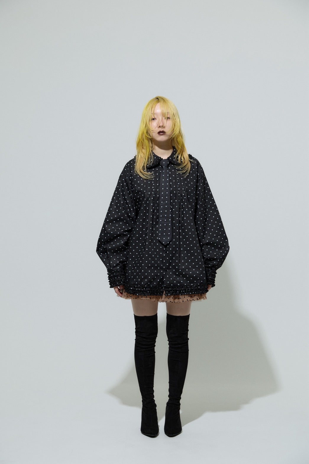 Love Dot Frill Shirt(Black)
