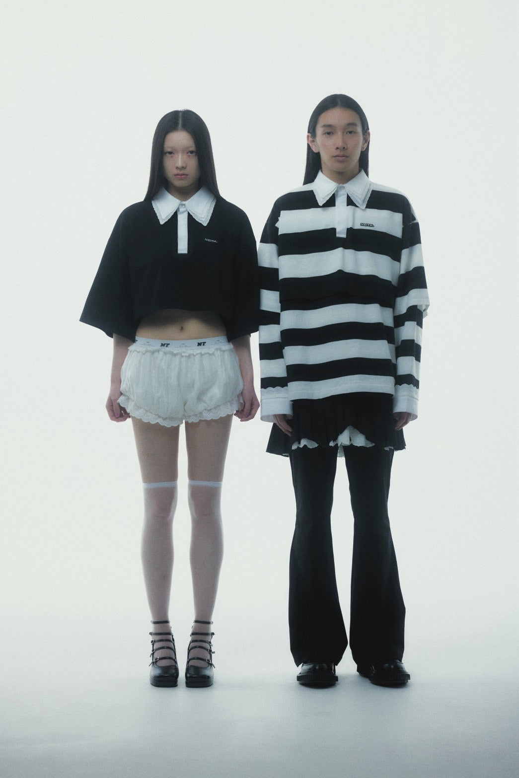 【Last2】Henley Neck Lace Top (White×Black)