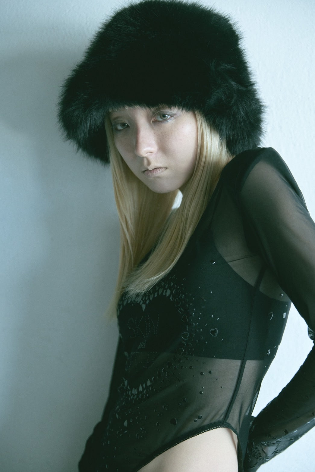 Metallic Sparkle Skin Top(Black)