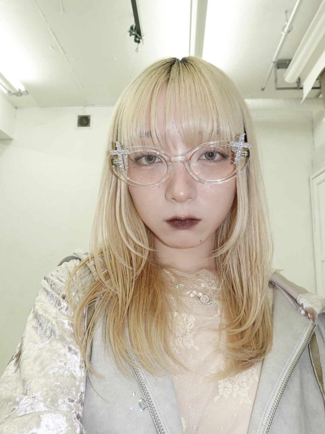 Thick Oval Frame Glasses