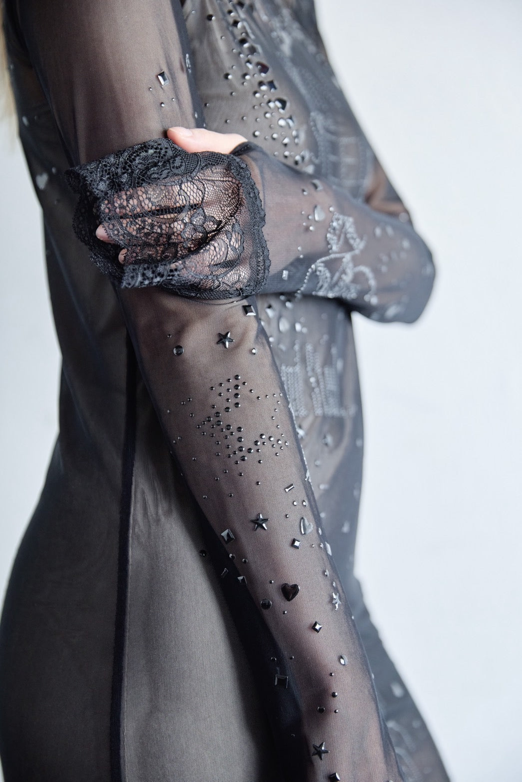 Metallic Sparkle Skin Dress(Black)