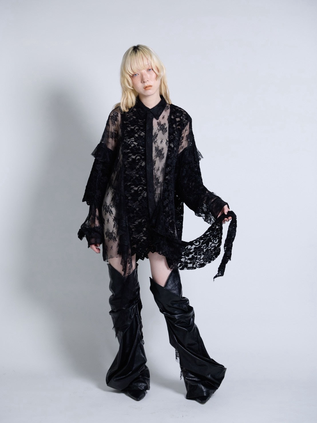 Flocky Lace Ruffle Shirts (Black)
