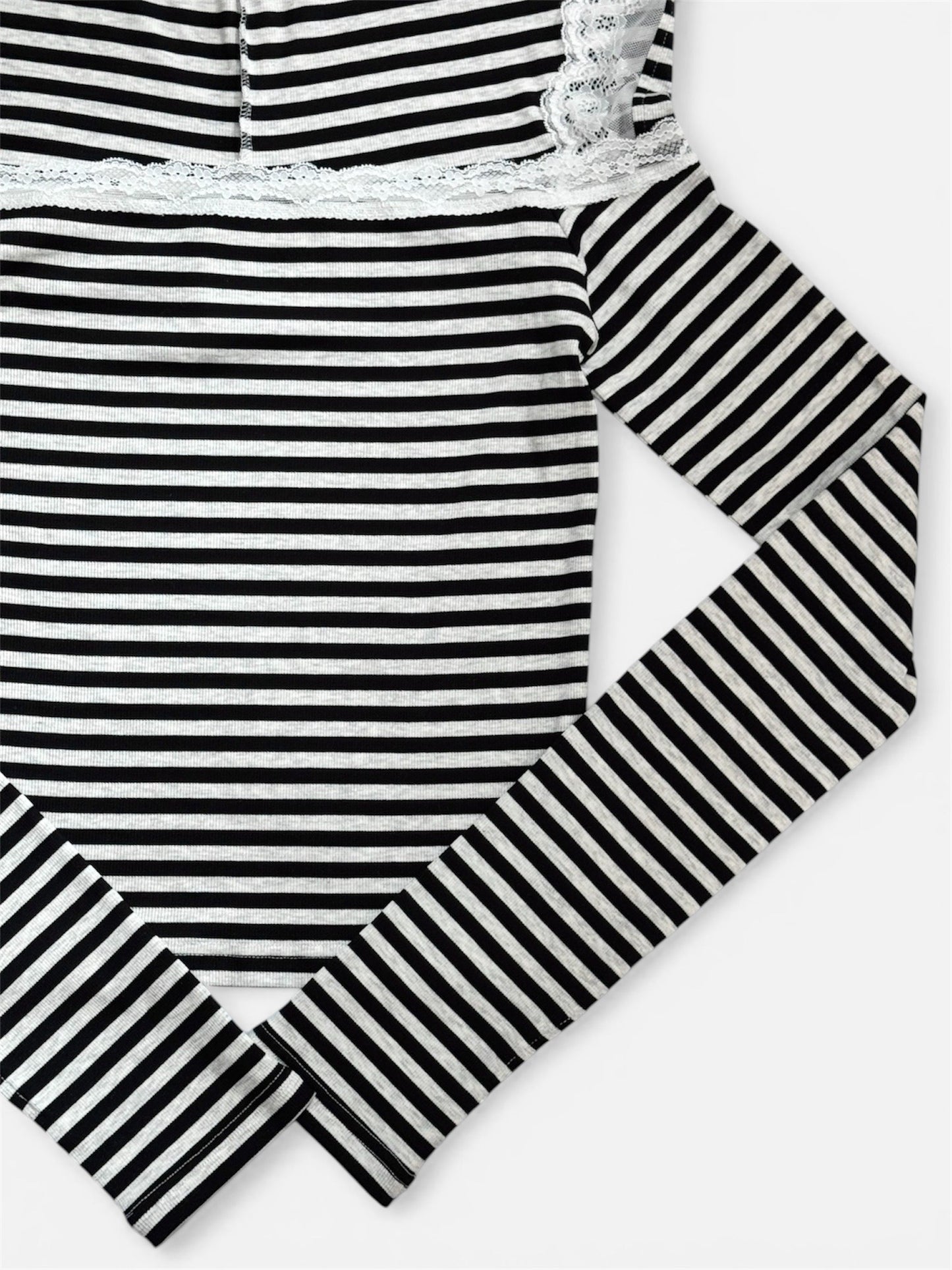 【5月上旬】Veil Border Tops (Black)