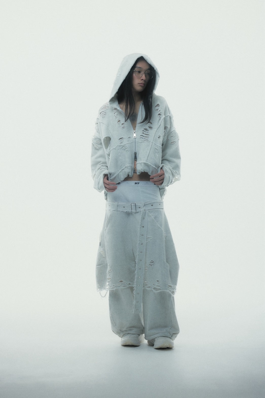 Destroyed Crush Hoodie (Powder Gray)